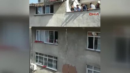 Yangına Pazarcılar Müdahale Etti