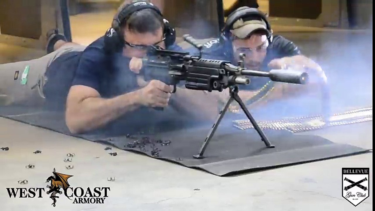 Suppressor Meltdown! 700 round burst through an M249 SAW!