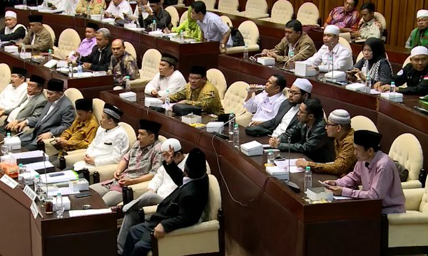 Bahas Perppu Ormas, DPR Undang HTI