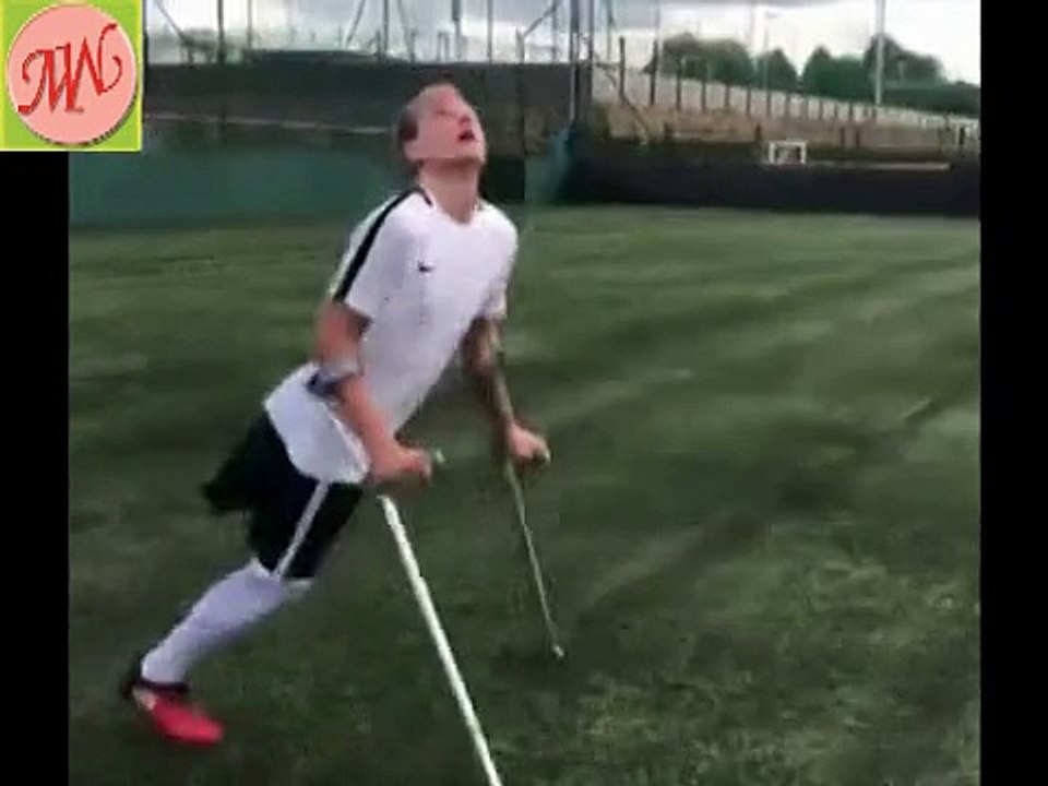 Great Football Skill by a single leg boy