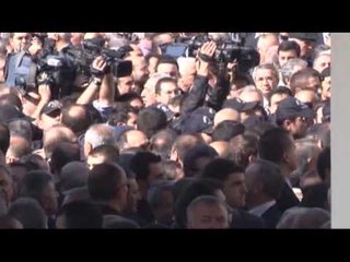 Nevzat Kösoğlu'nun cenaze töreninde gerginlik