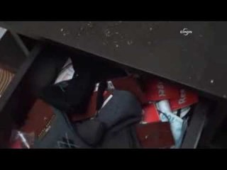 Islak mendil paketi içinde uyuşturucu satışı polise takıldı