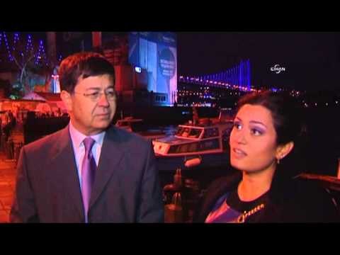 Boğaziçi Köprüsü, prematüre bebekler için mor renkle ışıklandırıldı