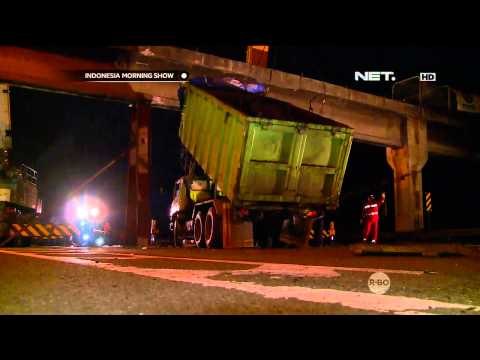 Kemacetan di Tol Jagorawi Akibat Adanya Truk Tersangkut -IMS
