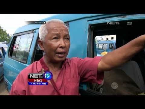 Harga BBM turun tarif angkutan pun disesuaikan, namun penurunan tarif di protes sopir angkot - NET17