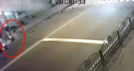 Ukrayna'da 6 Kişinin Öldüğü Kaza Anı Saniye Saniye Kamerada!