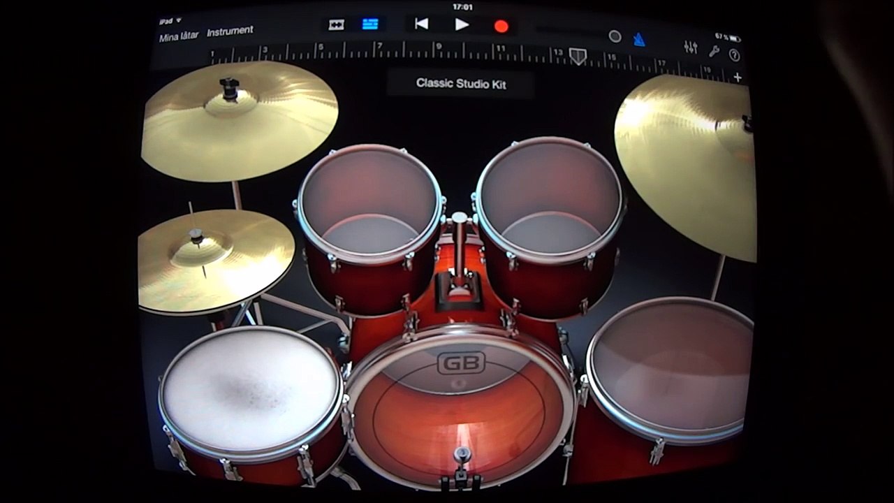 Michael Jackson - Beat it (GARAGEBAND TUTORIAL)