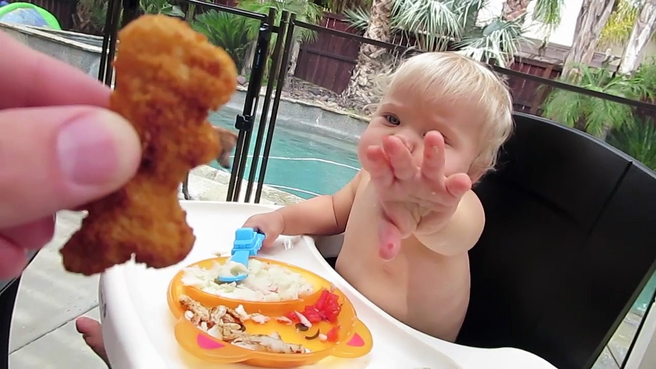 BABY JUMPS IN THE POOL! (7.29.14 - Day 550)