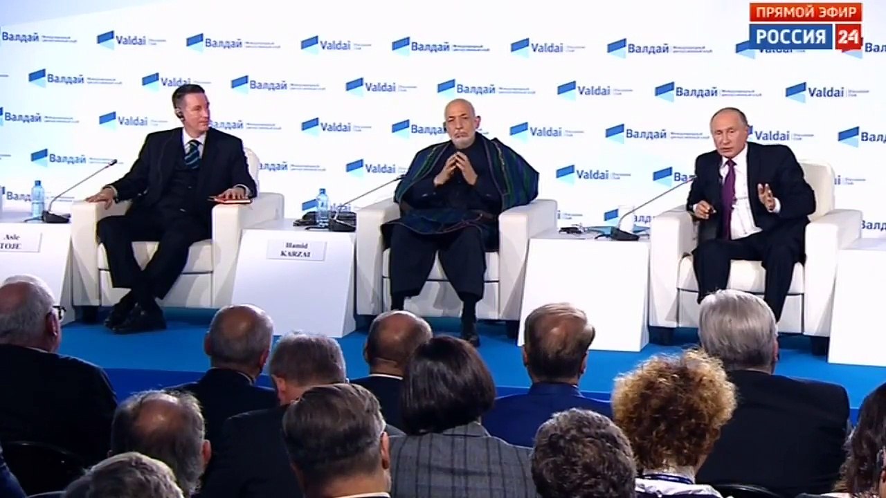 Путин ЖЁСТКО "врезал" американцу в вопросе о братской Украине "Вы с ума сошли? PE3HЮ захотели?"