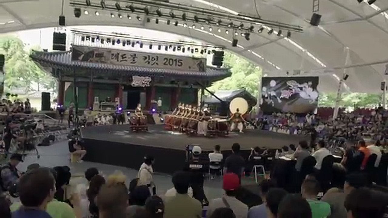 세계 최고의 발차기 퍼포먼스 레드불 킥잇 new