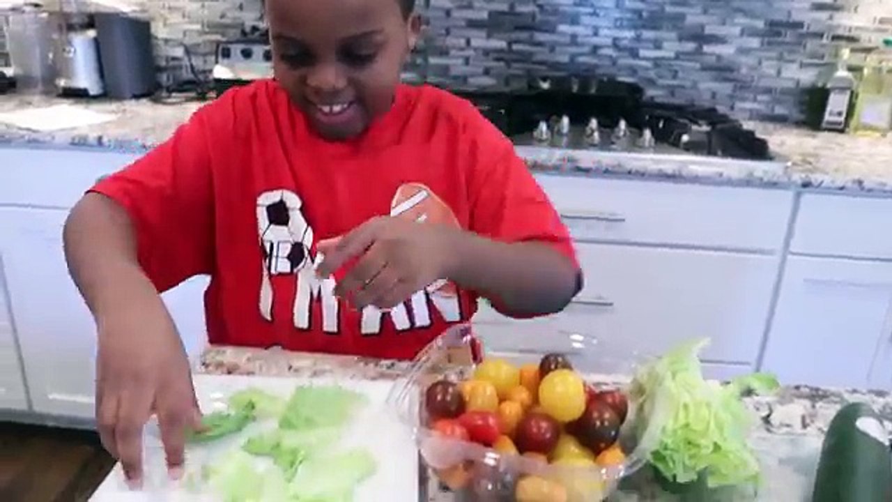 Shiloh and Shasha SUPERSTAR! - Drop That Beat - Onyx Kids