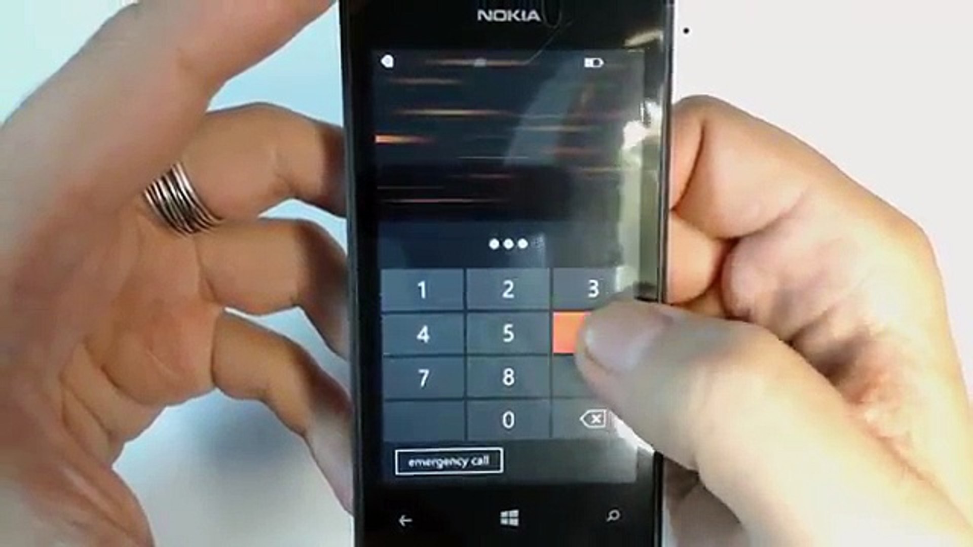 Sfondi Natalizi Nokia Lumia 520.Nokia Lumia 520 How To Remove Security Code By Hard Reset Video Dailymotion