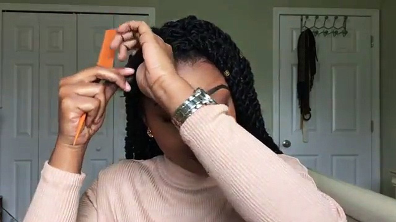 HOW TO: Easy Individual Crochet Twists | No Cornrows! | UMONA HAIR