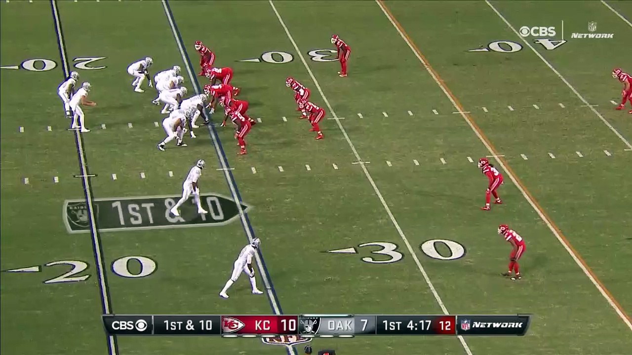 Oakland Raiders running back Marshawn Lynch puts Chiefs defender on skates on his first carry