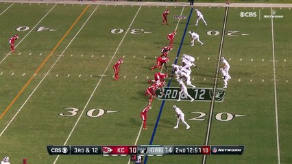 Oakland Raiders wide receiver Michael Crabtree lunges for first down catch