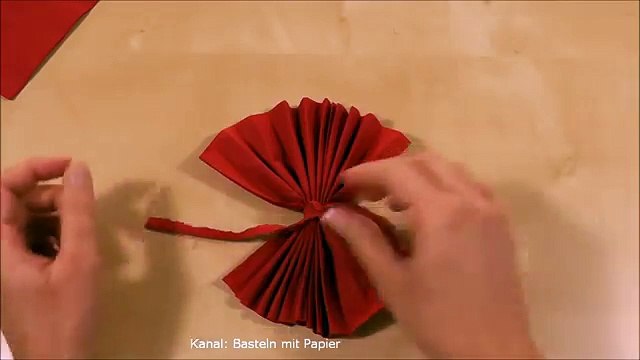 Tischdeko: Blumen basteln Servietten - Basteltipps: Servietten falten einfach: Hochzeit, Geburtstag