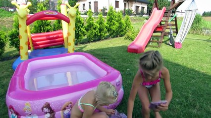 Water Playground Fun and Magic Gelli Baff in Giant Pool Princess