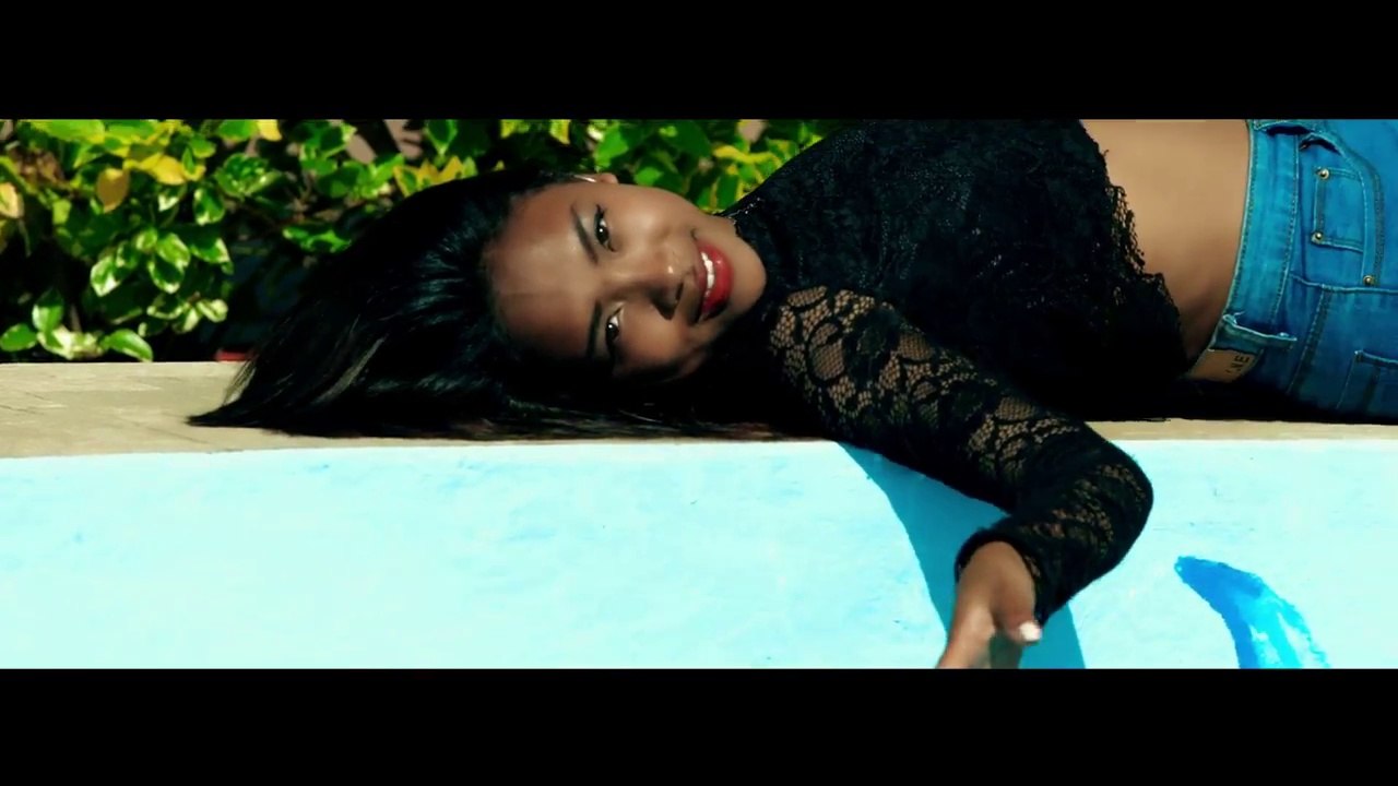 ODYAI & AGRAD    -     Mbola tia       (Gasy HD 2017)