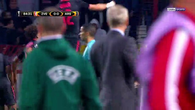 Le superbe but collectif d'Arsenal conclu par un retourné de Giroud contre Belgrade