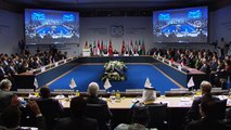 D-8 Ekonomik İşbirliği Örgütü 9. Zirvesi Başladı - Pakistan Başbakanı Şahid Hakan Abbasi