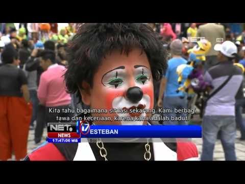 NET17 - Ratusan Badut Gelar Kampanye Tawa di Meksiko