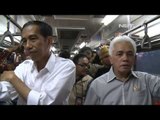 NET17 - Hatta Rajasa dan Jokowi nyaman naik KRL ke Bogor untuk menghadiri sebuah acara
