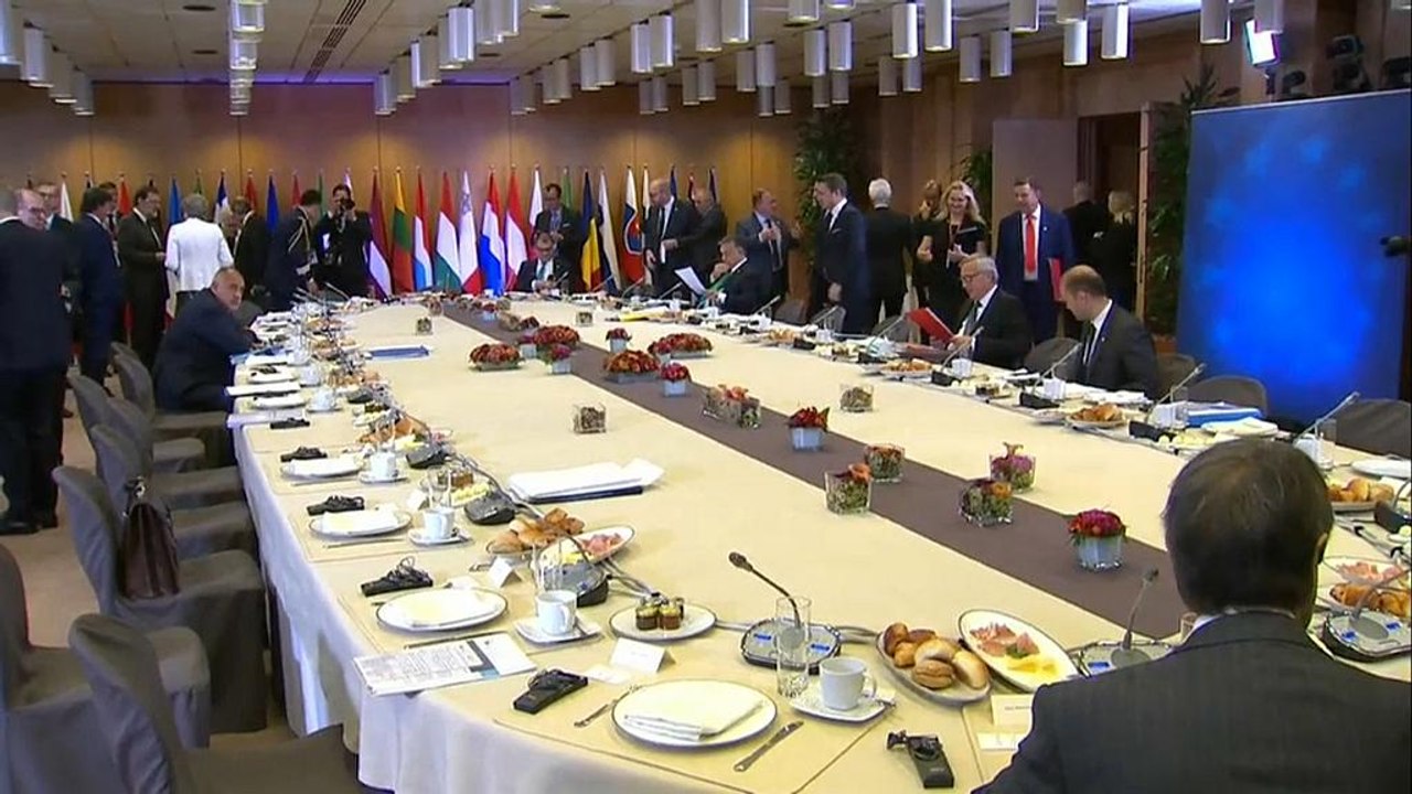 Brexit: Juncker fodert mehr Details