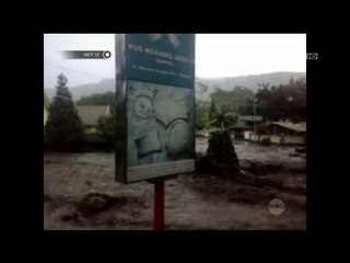 Download Video: Banjir Bandang di Bondowoso Terjang Dua Desa - NET12