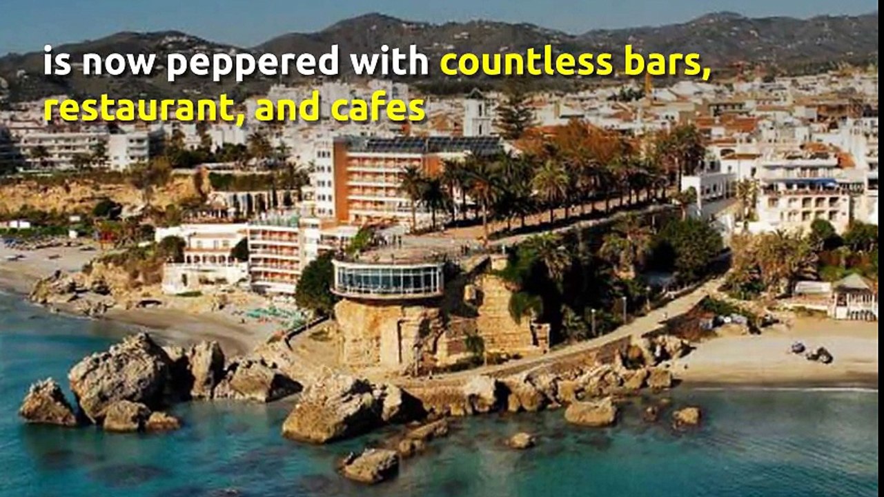 Touring the Balcn de Europa