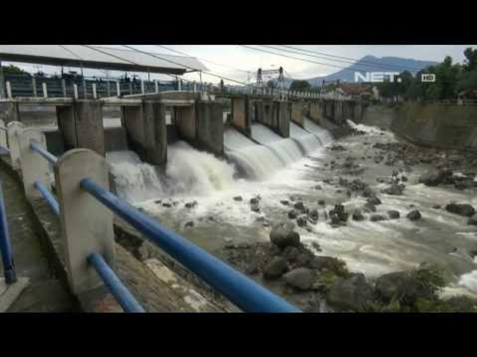 NET12 - Kamera pemantau Katulampa rusak tersambar petir