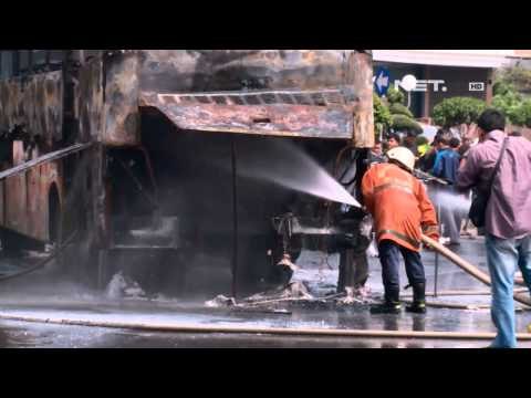 NET12 - Mesin rusak, bus terbakar di Bundaran HI