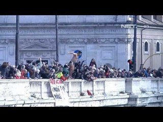 NET5 - Terjun ke sungai yang dingin