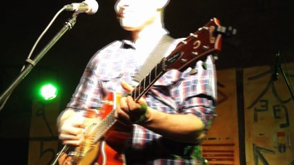 Leila Negrau en concert à Mèze - "Ne me laisse pas"