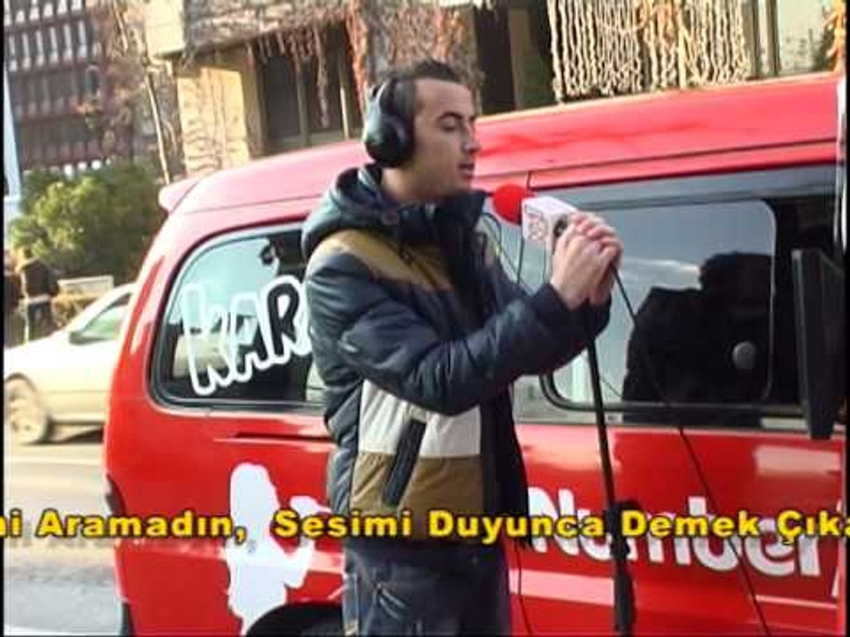 Soner Sarıkabadayı-İnsan Sevmez Mi Karaoke