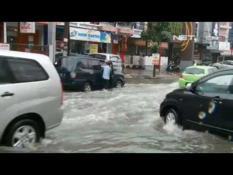 NET12 - Fungsi saluran air di jakarta belum optimal