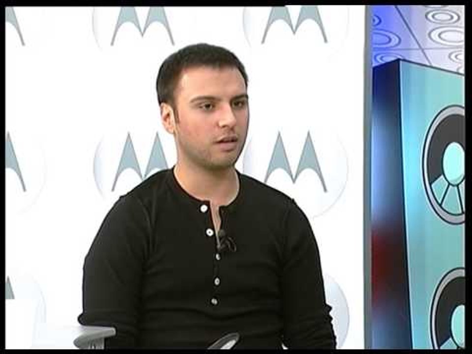 Number 1 TV 3 Mayıs 2005 Hello Moto programı Al...