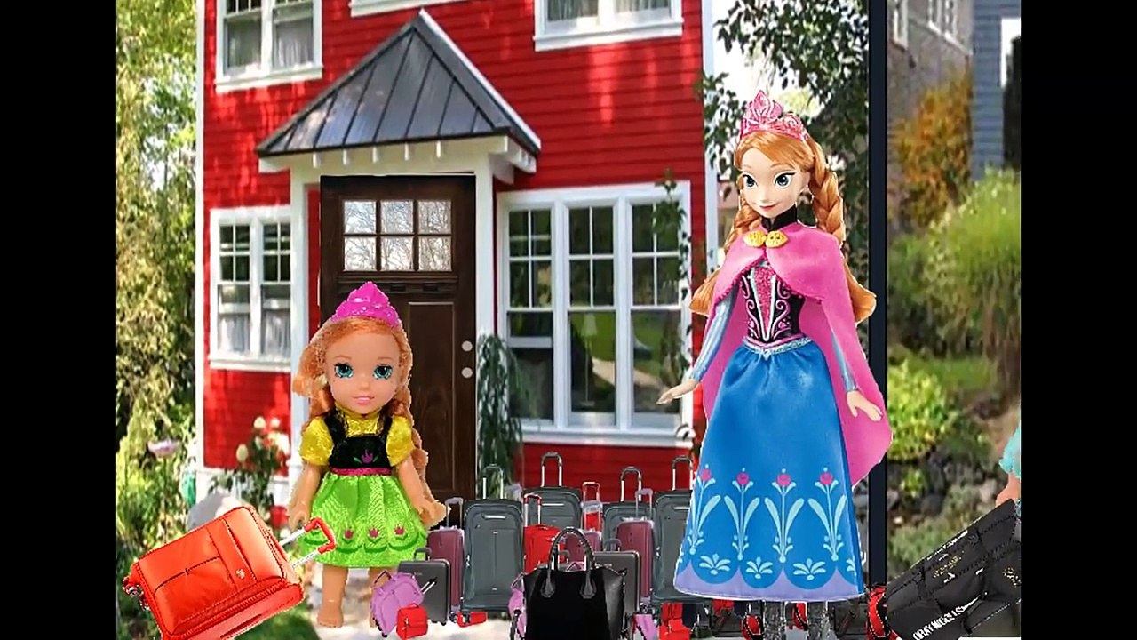 Anna and Elsa Toddlers Move To New House Part 2 Frozen Elsya & Annya Run Away Disney Toys In Action