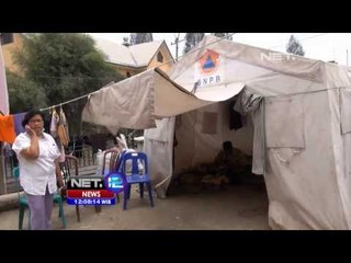 NET12 - Warga pengungsi Sinabung jadi perajin Parang untuk penuhi kebutuhan