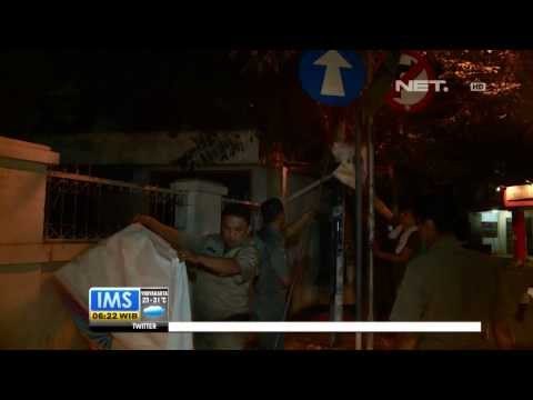 IMS - Panwaslu tertibkan alat peraga kampaye di areal jalan raya kecamatan