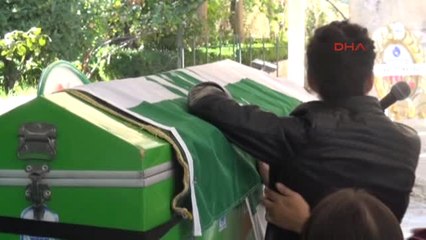 Bursaspor'un Efsane Amigosu Yeşil Beyaz Renklerle Son Yolculuğuna Uğurlandı