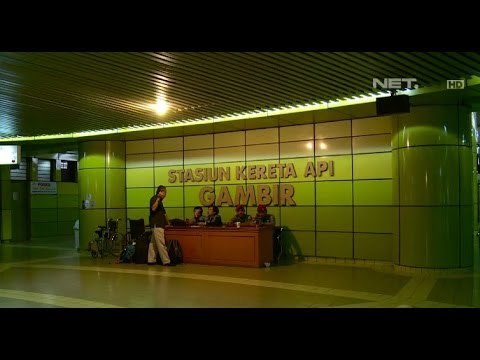 NET12 - Warga Beralih dari Pesawat ke Kereta Api Pascaletusan Kelud