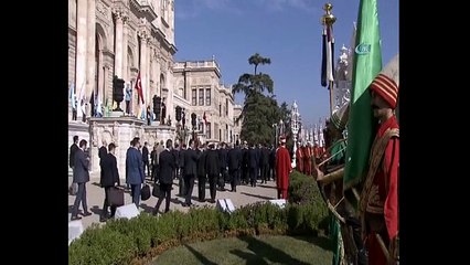 D-8 Zirvesi'ne katılan liderlere mehteran sürprizi