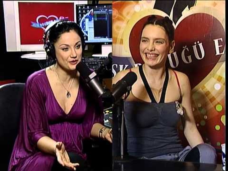 Nil Karaibrahimgil Radyo Klas Röportajı