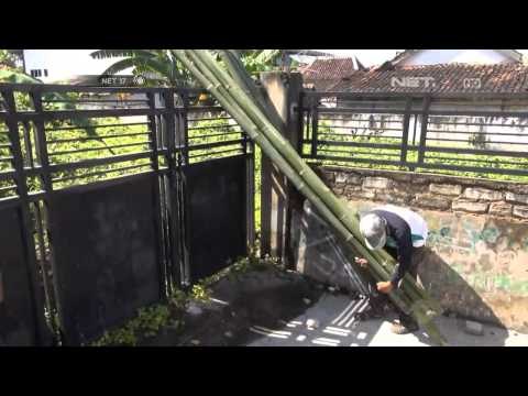 NET17 - Pesanan pengrajin tiang bambu di Sumenep naik jelang pemilu