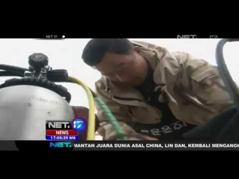 NET17-500 Penyelam Bantu Cari Korban Kapal Feri Sewol