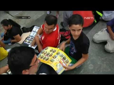 Tren koleksi stiker pemain sepak bola - NET5