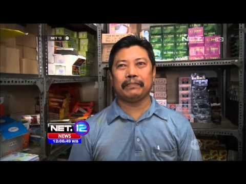 Warga Lamongan berburu perlengkapan sekolah - NET12