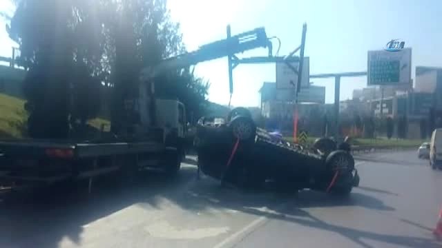 Takla Atan Araçtan Burnu Bile Kanamadan Kurtuldu