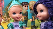 Anna and Elsa Toddlers meet Superheroes and Fly! Super-girl DC Wonder Woman Frozen Toys In Action