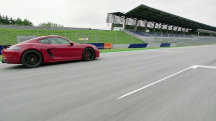 Porsche 718 Cayman GTS Driving Video